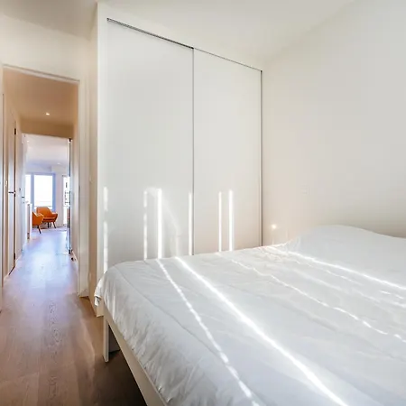 아파트 On Zeedijk With Stunning Sea View, Cleaning Included *