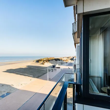 아파트 On Zeedijk With Stunning Sea View, Cleaning Included